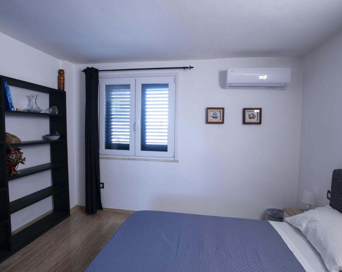 Appartamento Sul Mare Su Forti Ngoại thất bức ảnh